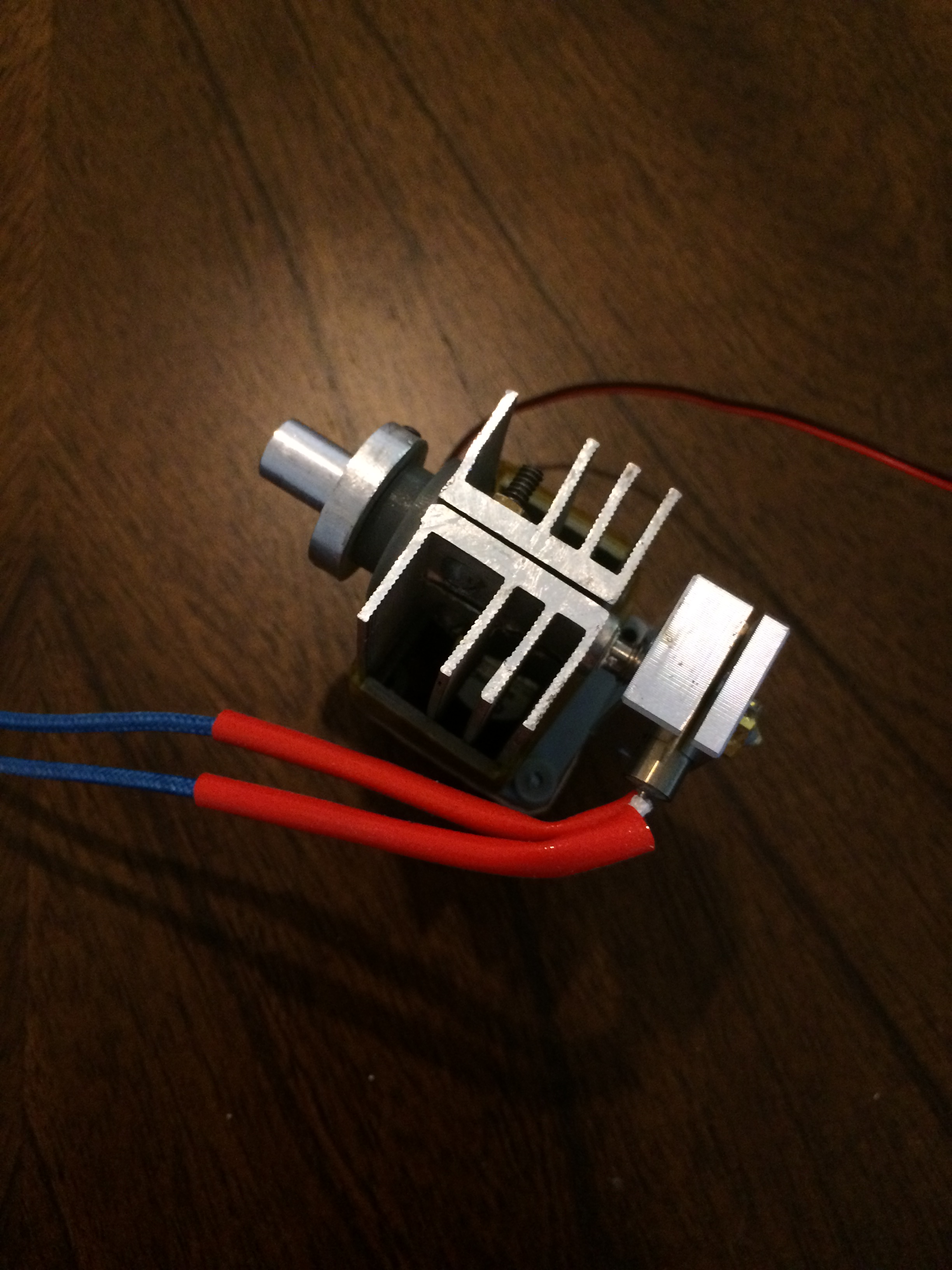 3757200E-F452-4F8E-8246-3D09AAE128F9